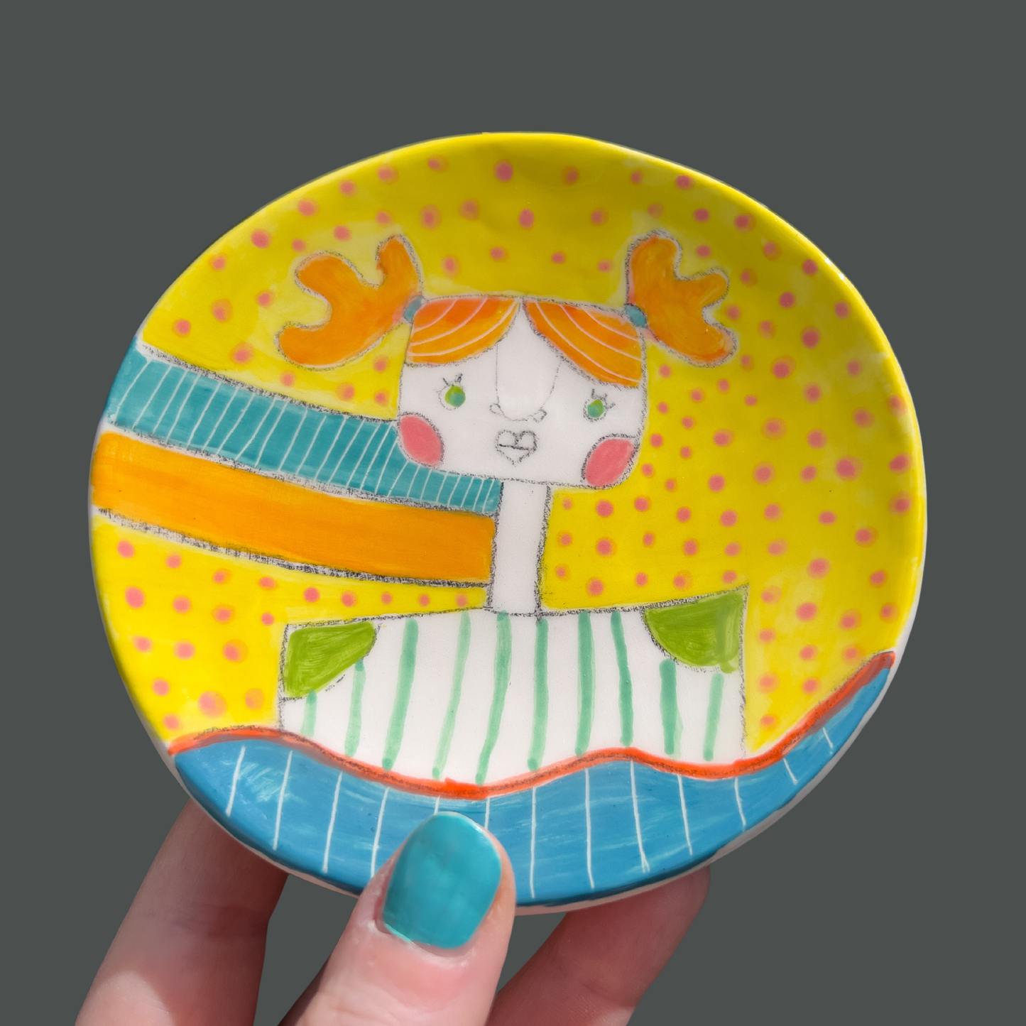Lady Wall Plate - Polka Blonde 11.5cm