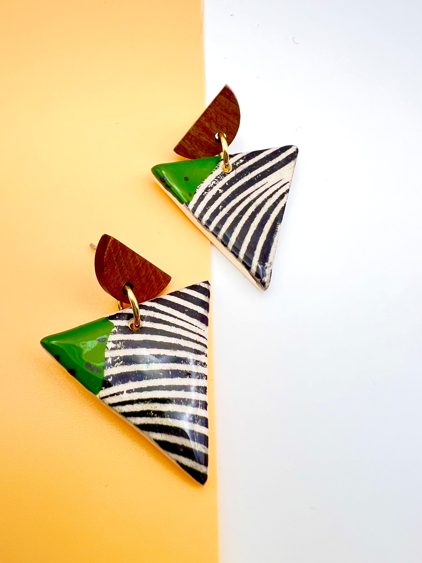 Wooden Triangular Drop Earring - Deep Green & Black Wavy Print