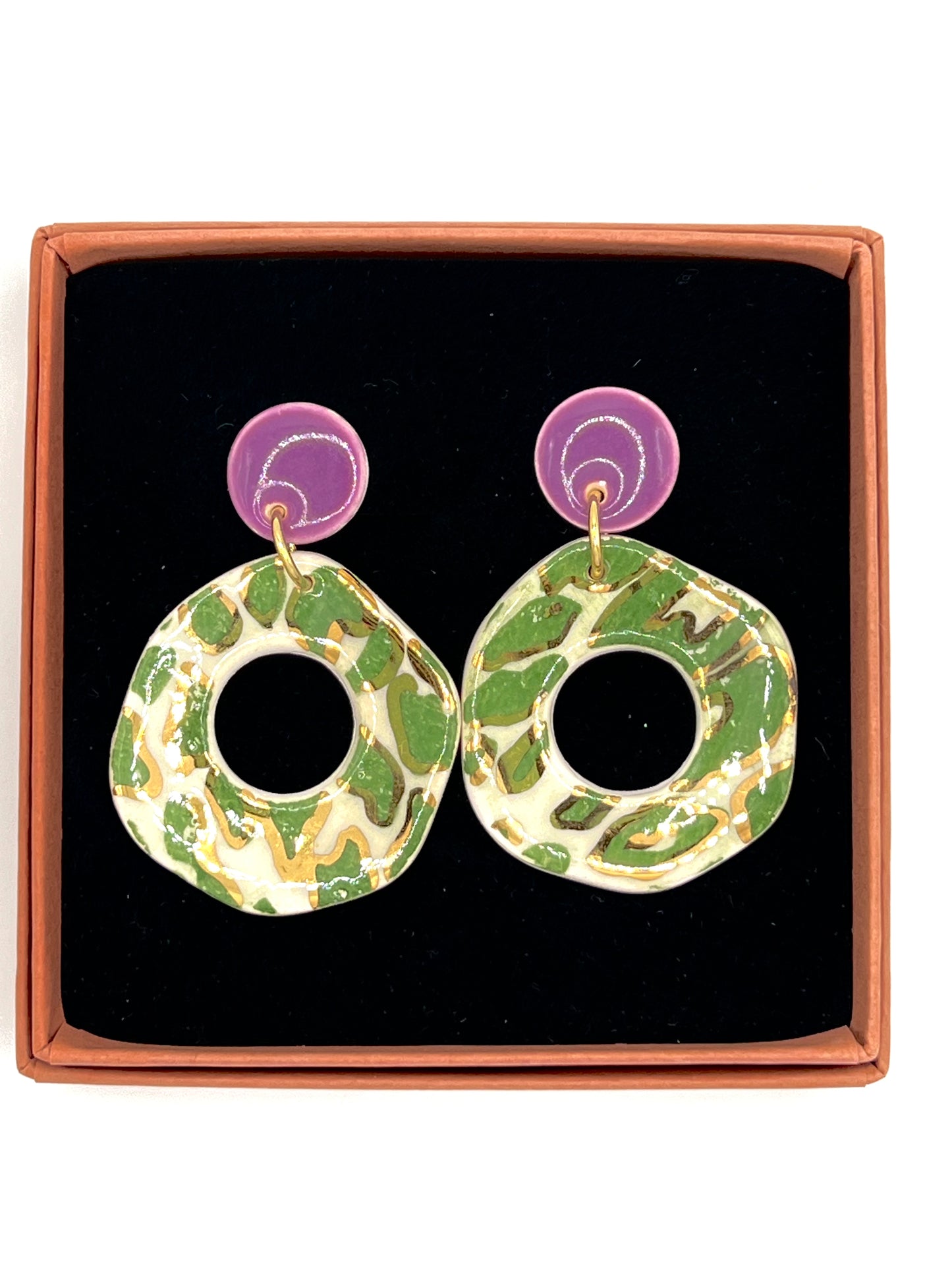 Mór Cré Ór - Green animal print, amethyst  & 24 Carat Gold